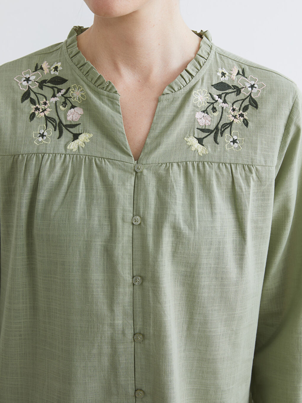 Floral Embroidered Women's Shirt with a Ruffled Stand-Up Collar.-2