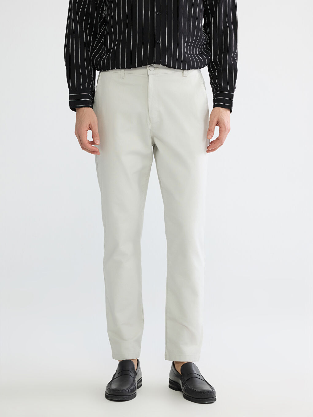 Мужчины Бежевый Брюки-1