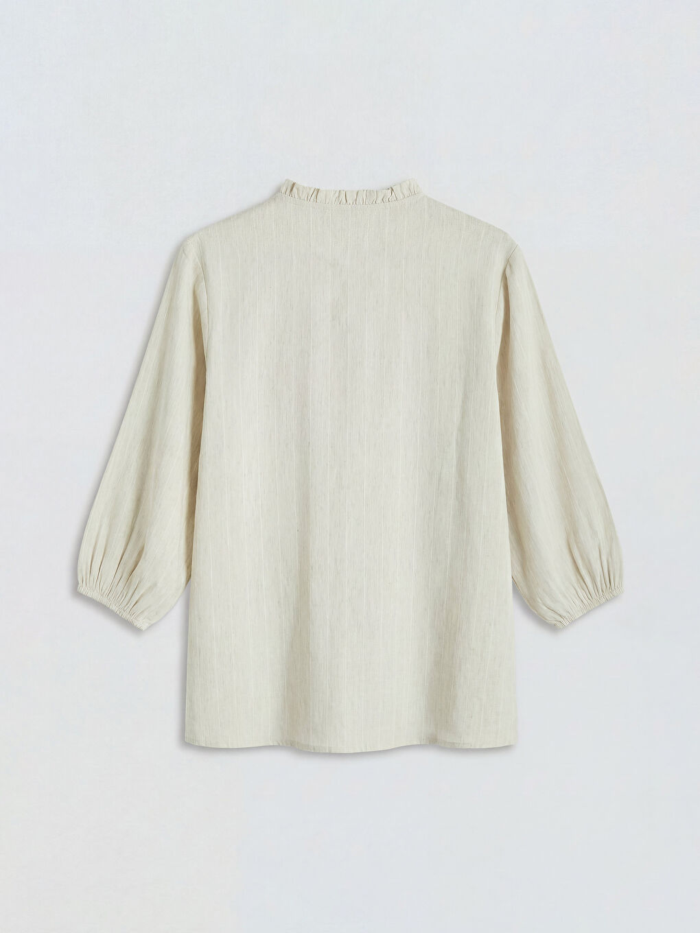 Bej Fırfırlı Kaçık Yaka Nakışlı Kadın Gömlek-1