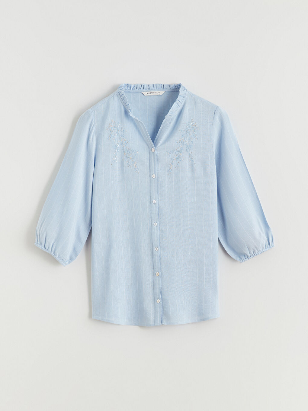 Cămașă pentru femei cu guler înalt, cu volane și broderie.-4