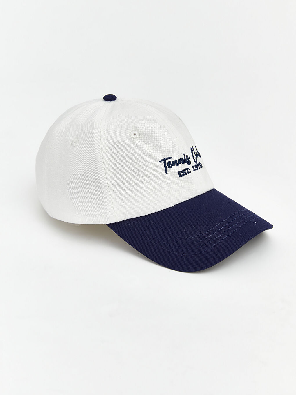 Бродирана мъжка бейзболна шапка-1