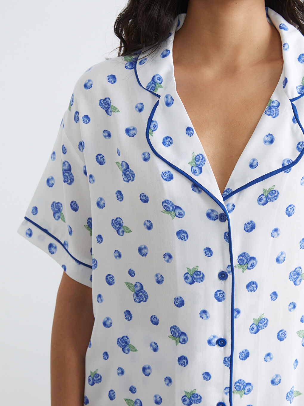 Ekru Gömlek Yaka Desenli Kadın Pijama Takım-2