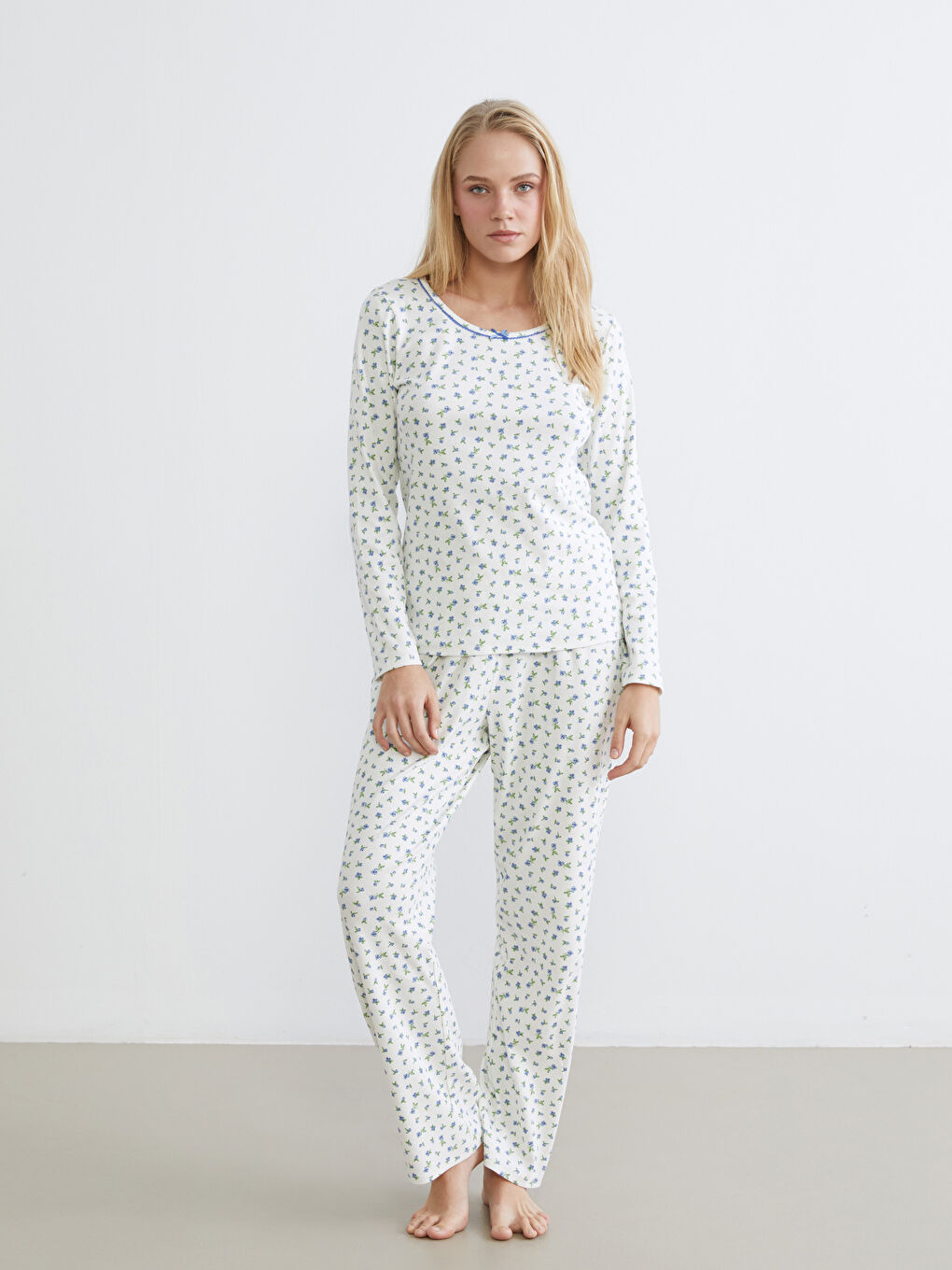 Woman ECRU Pyjama Set-1