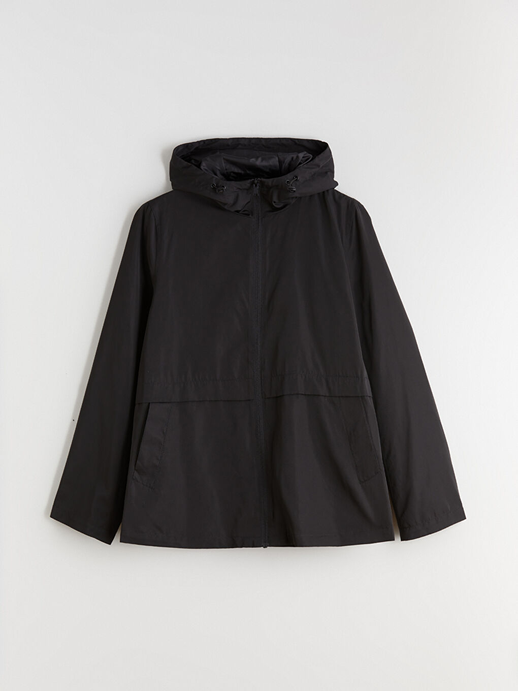Siyah Kapüşonlu Kadın Yağmurluk-5