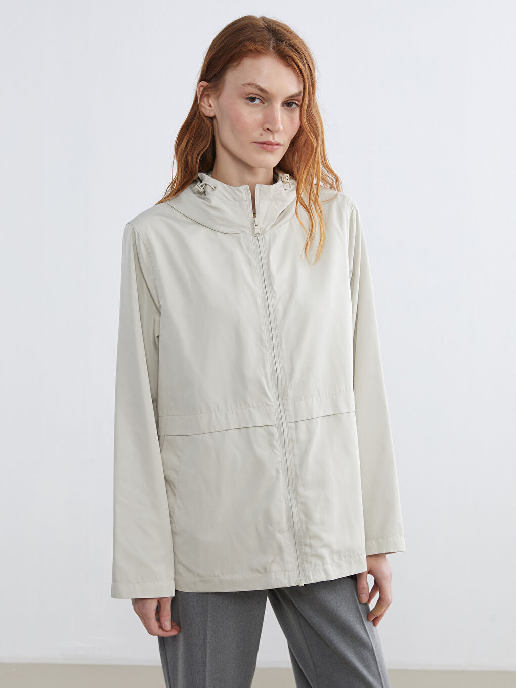 پالتۆی بەرباران بێجی ژن