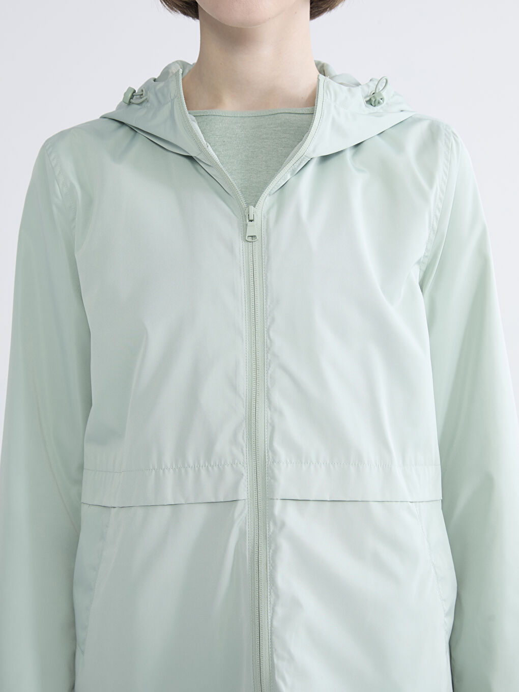 پالتۆی بەرباران سه‌وز ژن-2