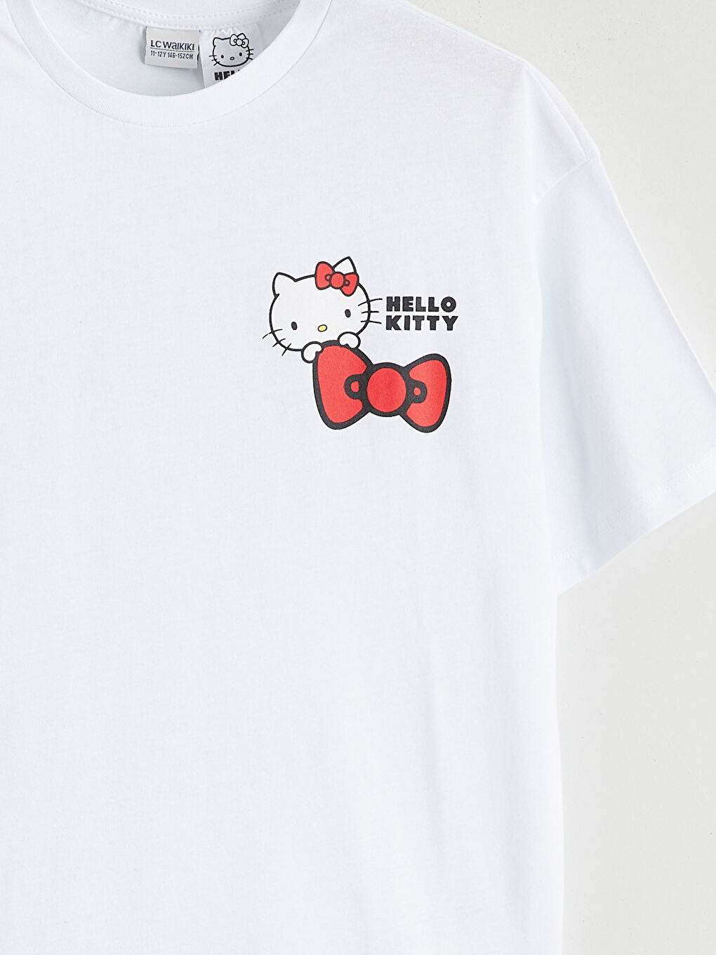 Beyaz Bisiklet Yaka Hello Kitty Baskılı Kız Çocuk Tişört-3