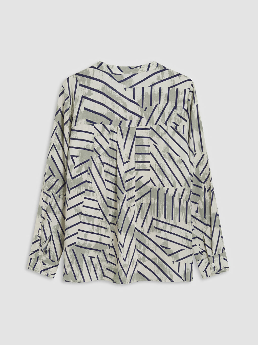 Beyaz Kaçık Yaka Desenli Bluz-1