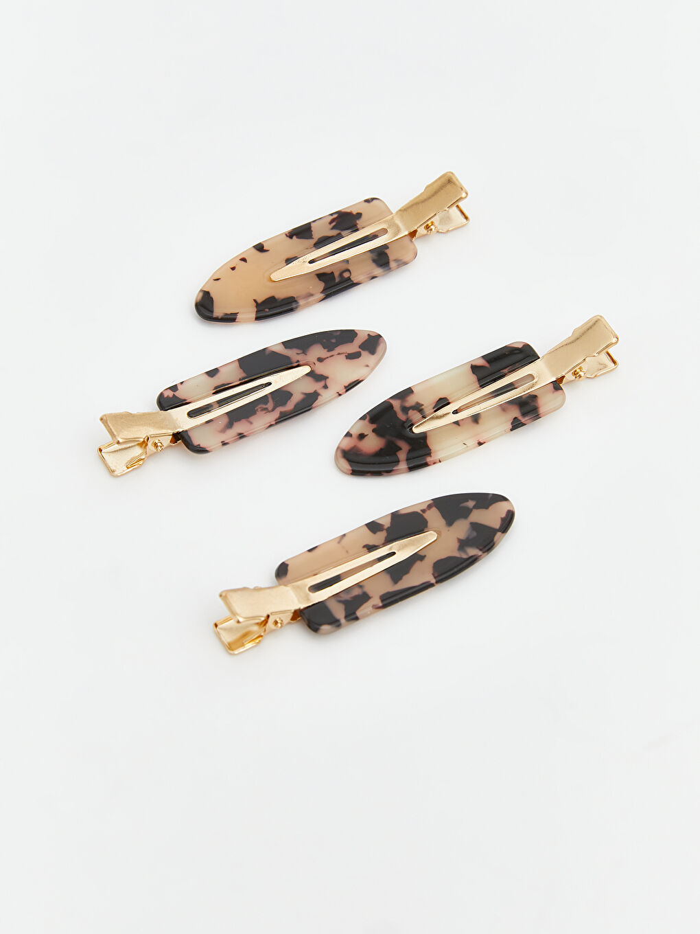 ქალი შერეული თმის სამაგრი