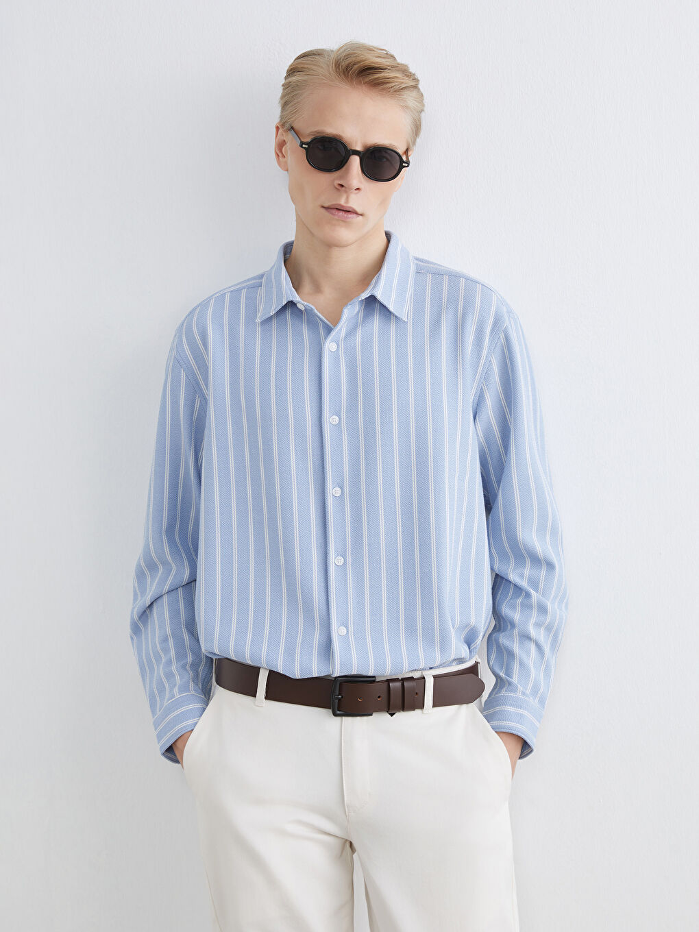 Mavi Regular Fit Çizgili Armürlü Erkek Gömlek