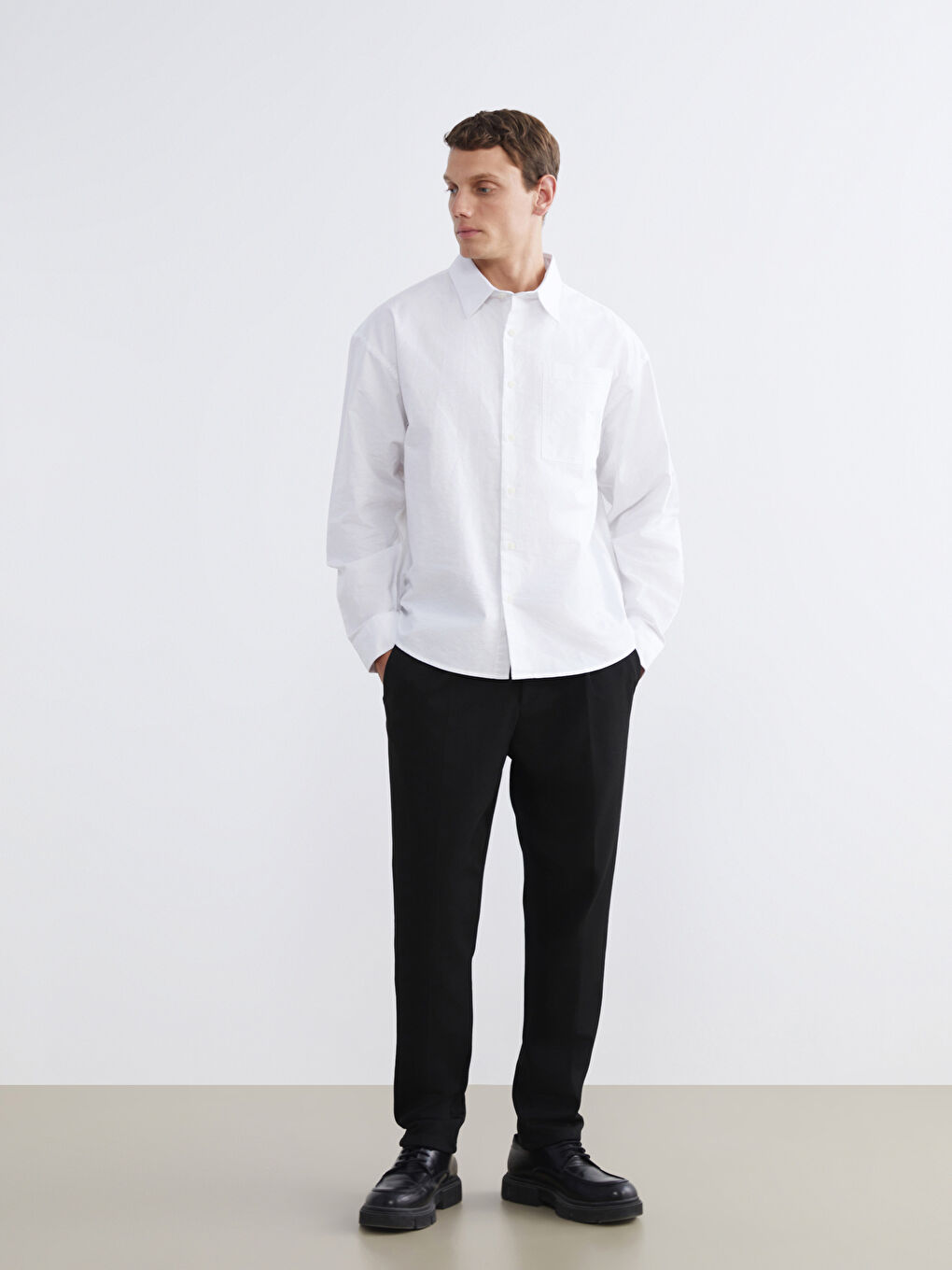 Мужская рубашка стандартного кроя из ткани оксфорд-1