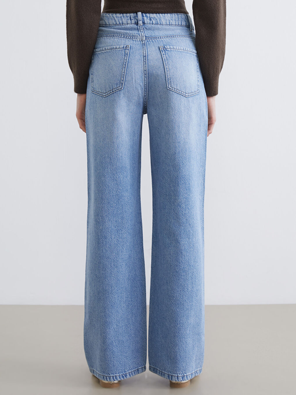 Women's Wide Leg Jeans-3