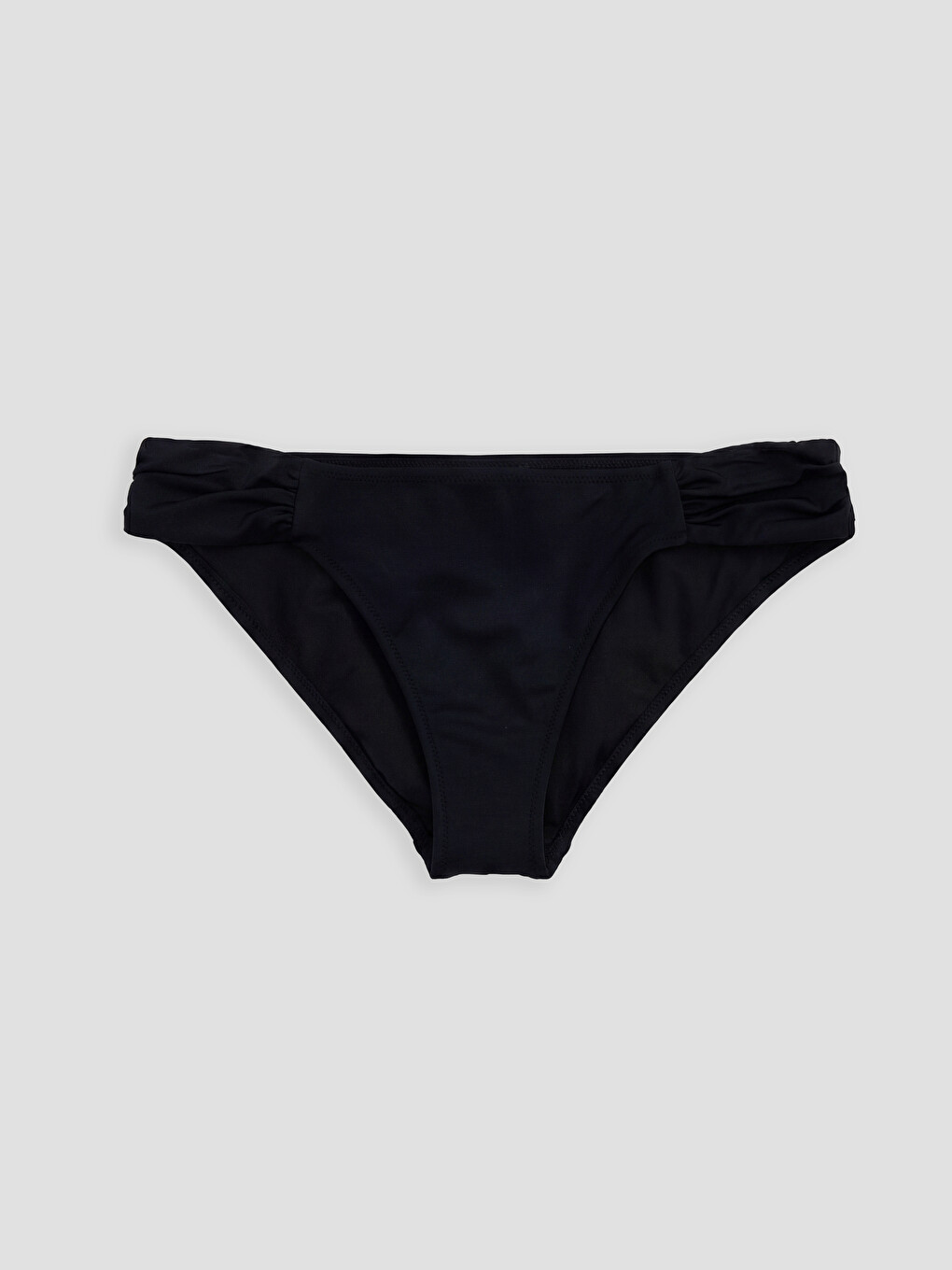 Siyah Büzgü Detaylı Kadın Bikini Altı