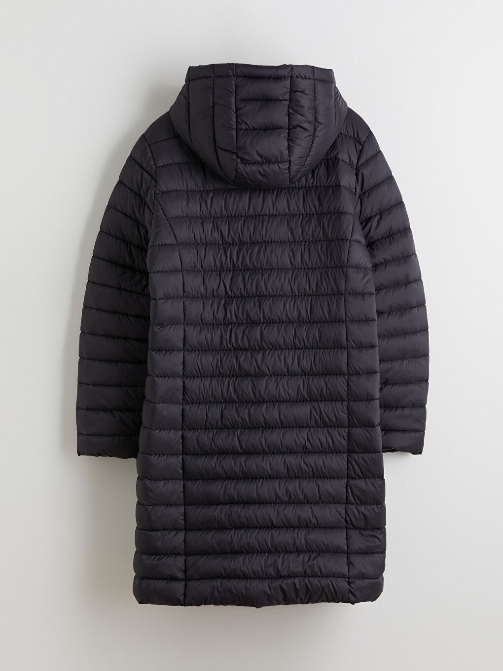 Siyah Kapüşonlu Kapitone Kadın Şişme Mont-7