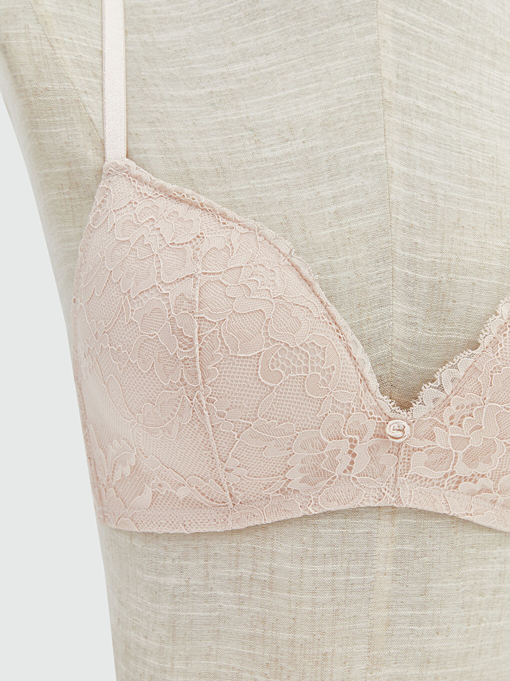 Bej Balensiz Dolgusuz Dantelli Üçgen Sütyen-2