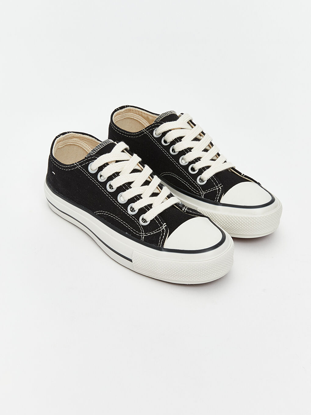 Siyah Bağcıklı Kız Çocuk Spor Ayakkabı