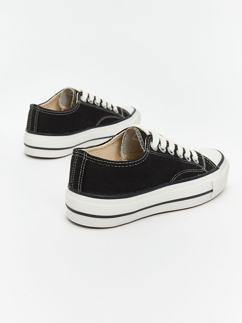 Siyah Bağcıklı Kız Çocuk Spor Ayakkabı-4