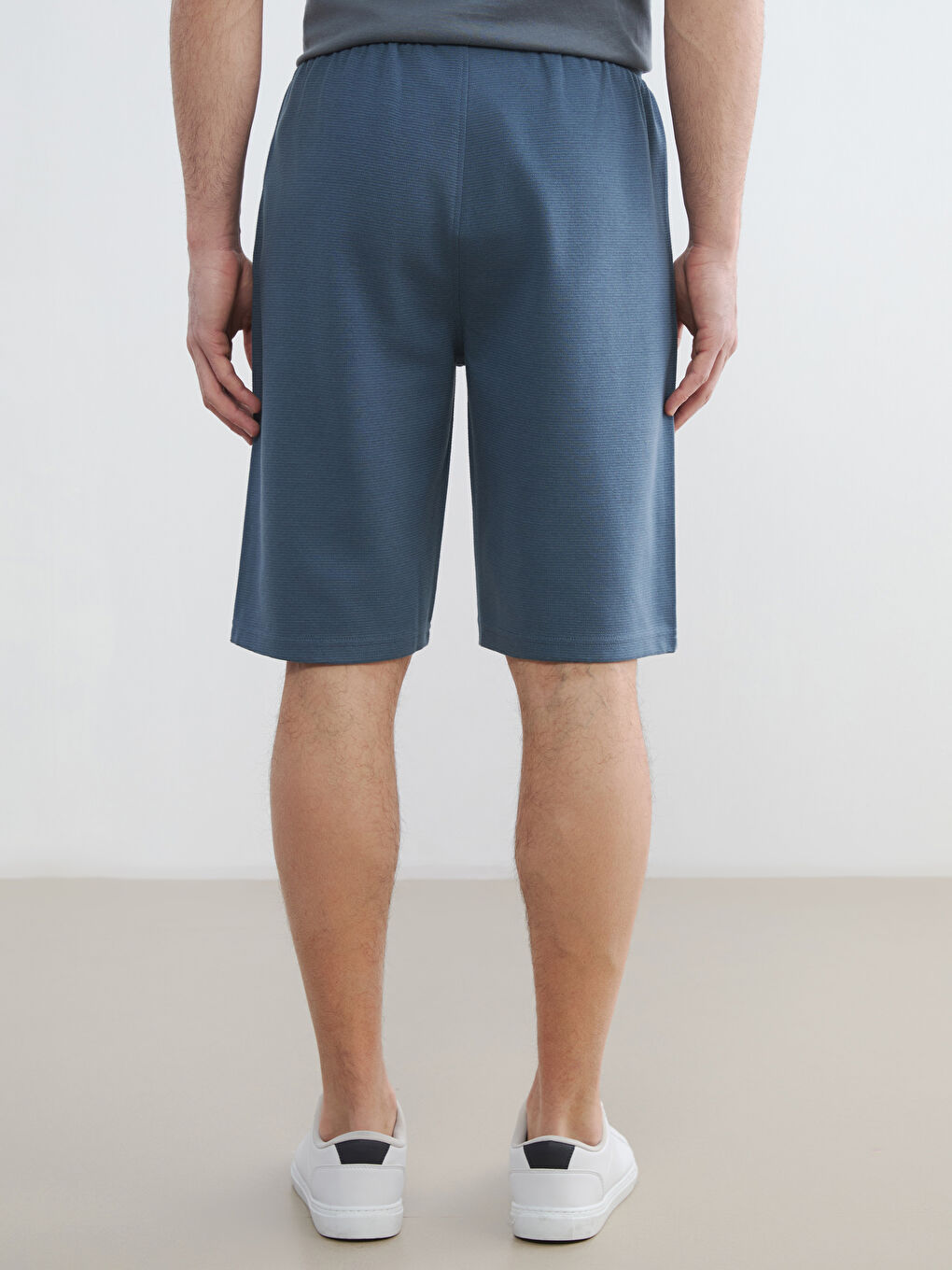 Мъжки къси панталони с редовна кройка-3