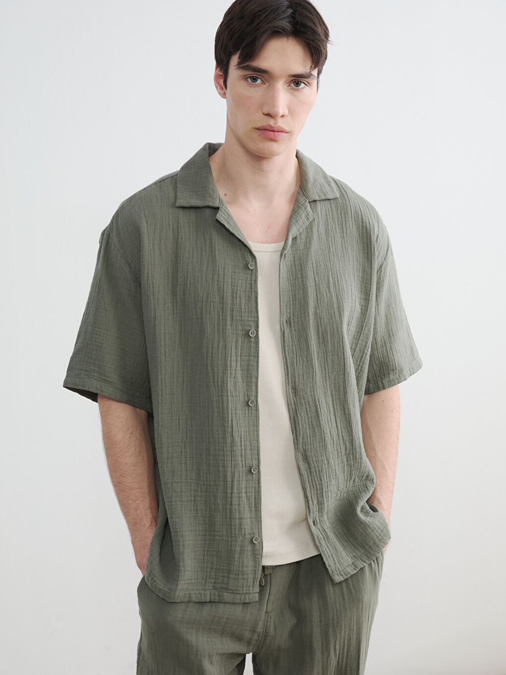 Loose Fit Camp Collar Muslin Men's Shirt