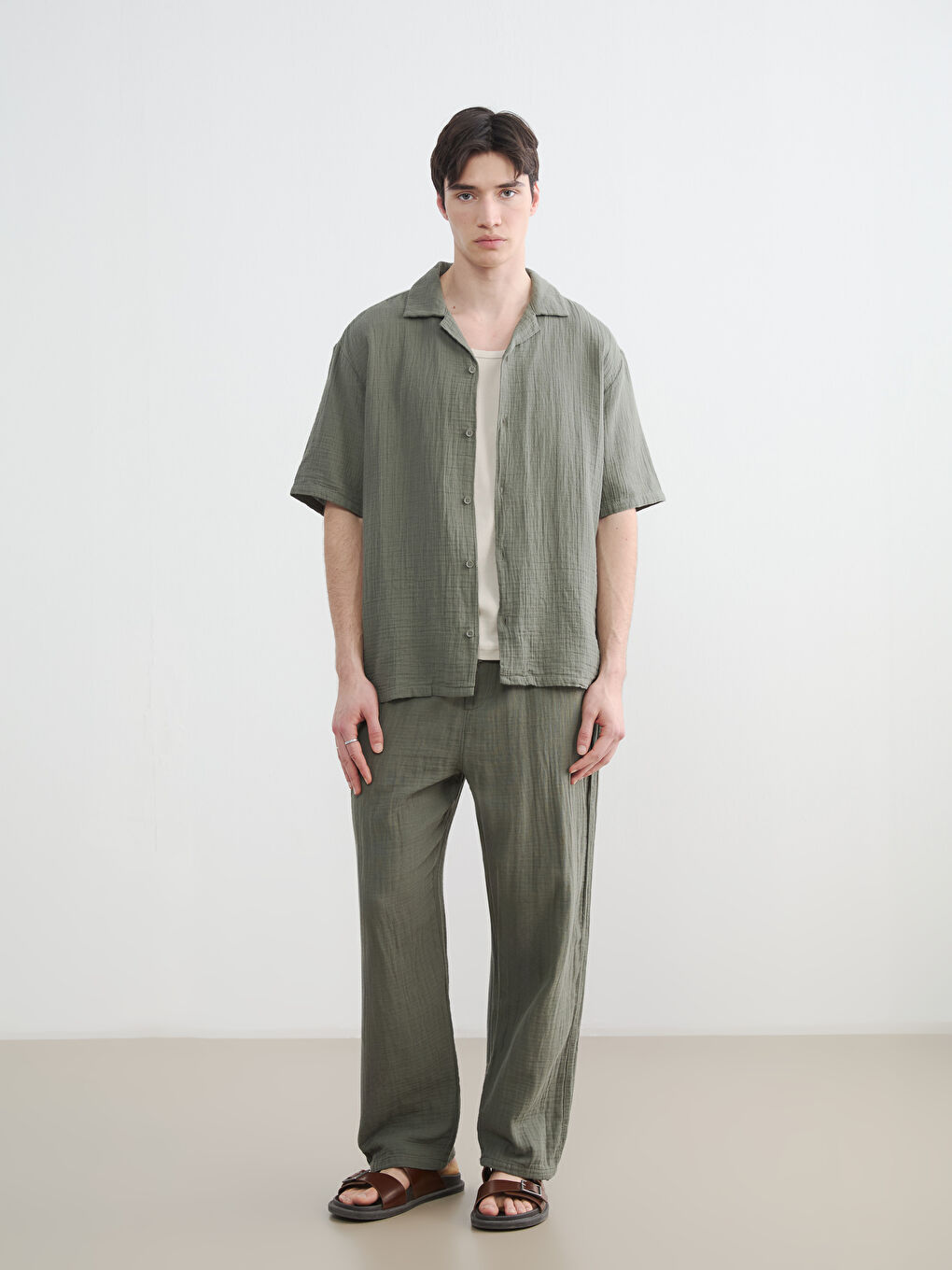 Loose Fit Camp Collar Muslin Men's Shirt-2