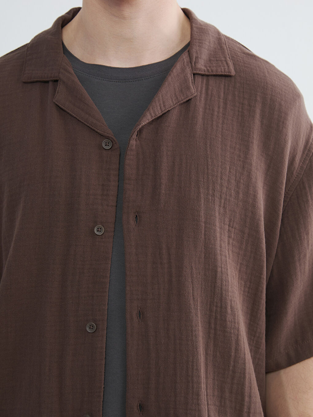 Kahverengi Loose Fit Resort Yaka Müslin Erkek Gömlek-2