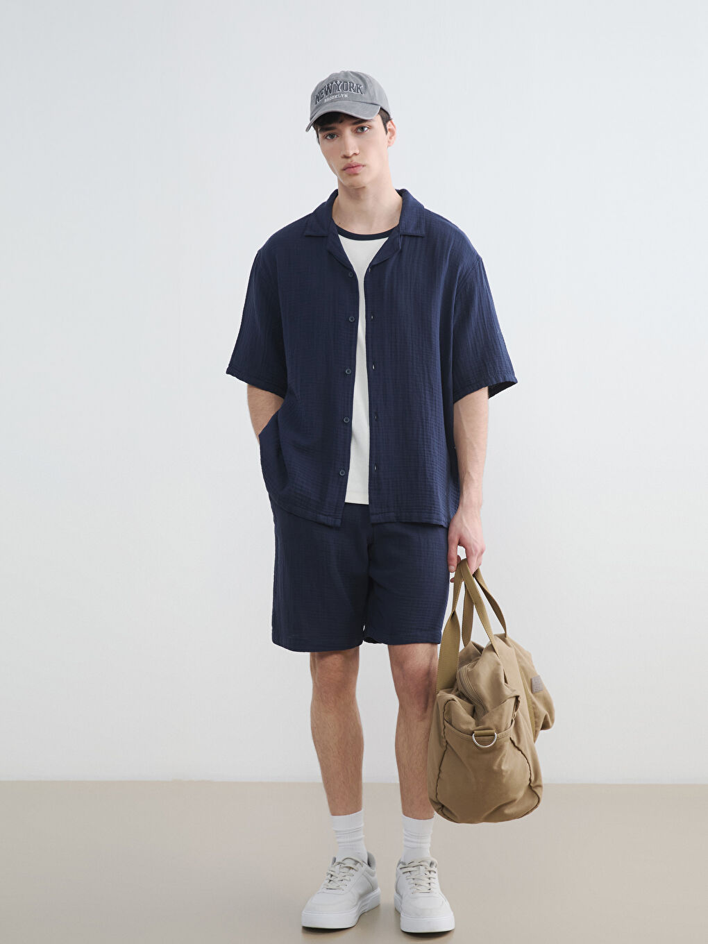 Lacivert Loose Fit Resort Yaka Müslin Erkek Gömlek-1