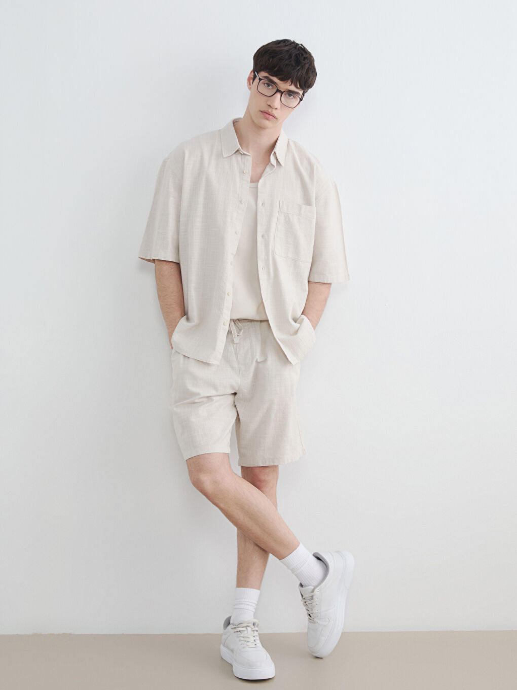Muška košulja širokog kroja sa izgledom lana-1