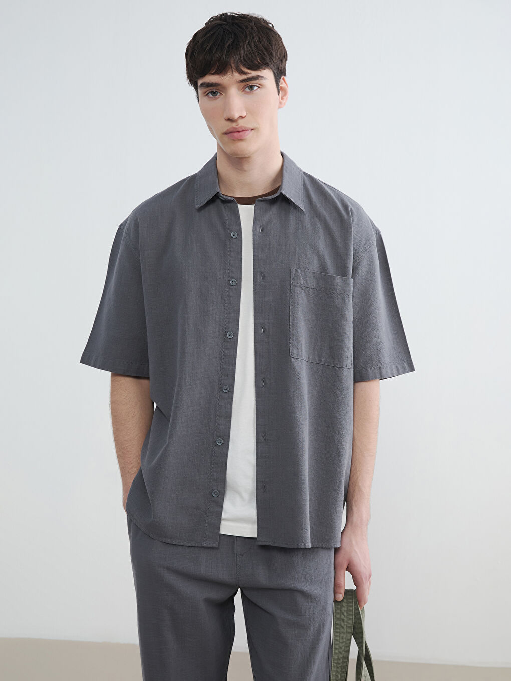 Gri Loose Fit Keten Görünümlü Erkek Gömlek