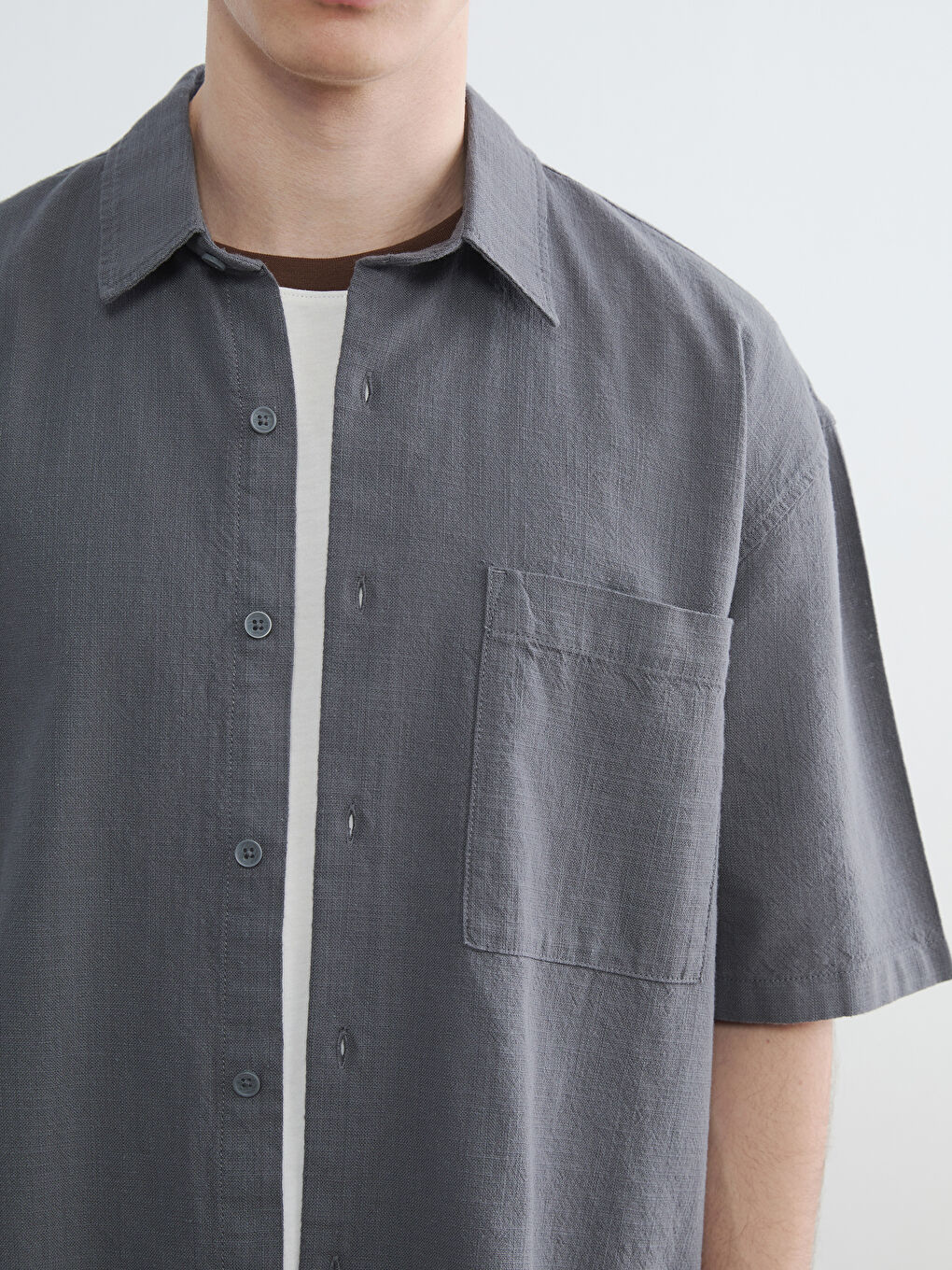 Gri Loose Fit Keten Görünümlü Erkek Gömlek-3