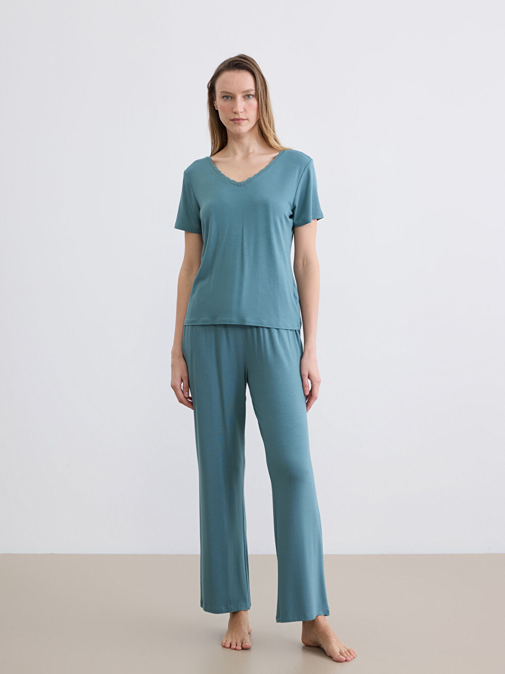 Yeşil V Yaka Kadın Pijama Takımı-1