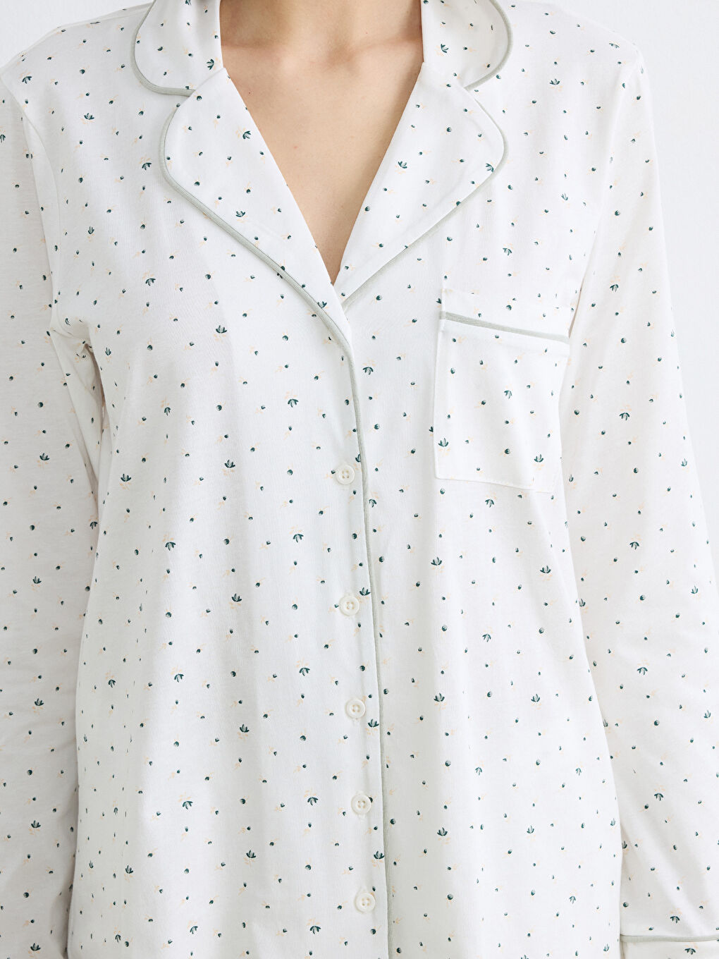 Ekru Gömlek Yaka Çiçekli Kadın Pijama Takım-2