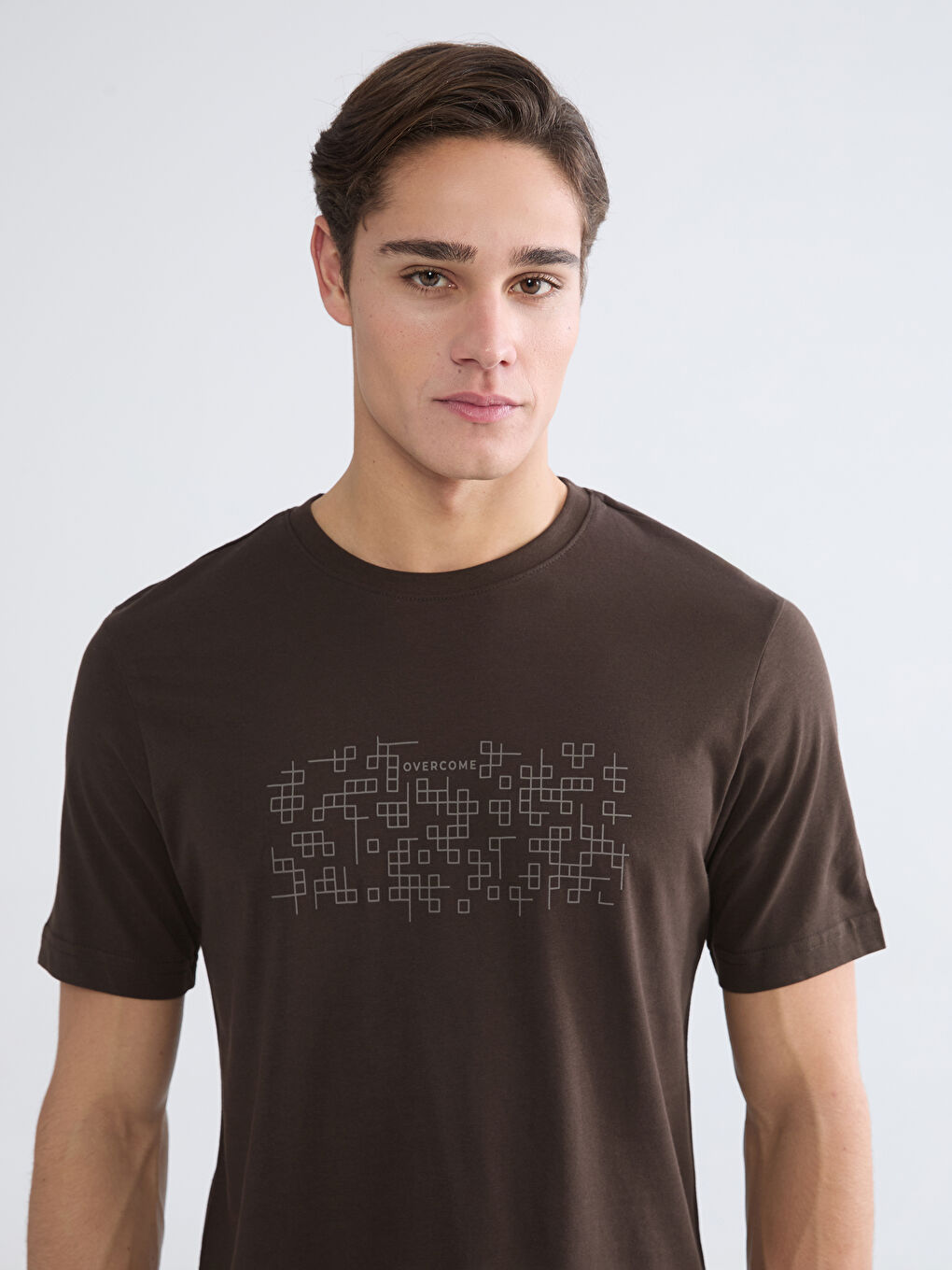 Kahverengi Bisiklet Yaka Baskılı Penye Erkek Tişört