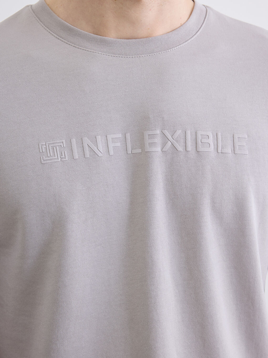 Gri Bisiklet Yaka Baskılı Erkek Tişört-2