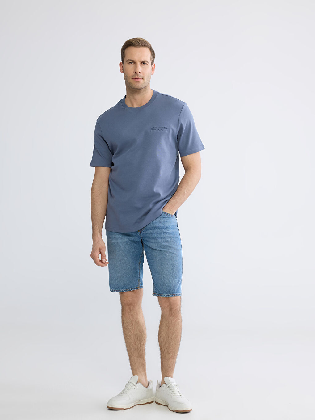 İndigo Bisiklet Yaka Nakışlı Bol Fit İnterlok Erkek Tişört-1