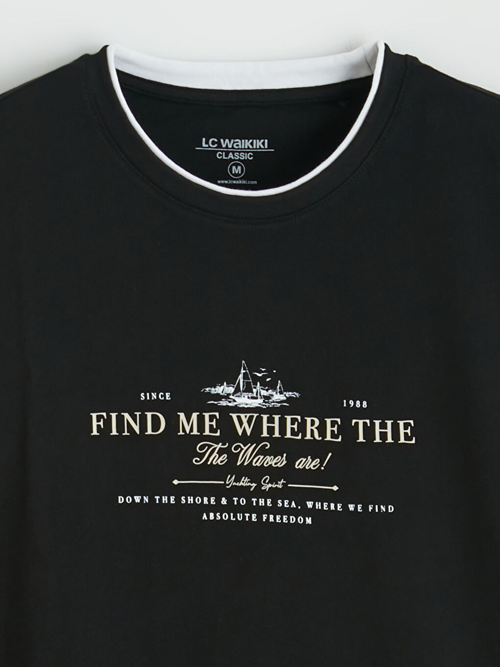 მამაკაცები შავი მაისურები და ზედები-5