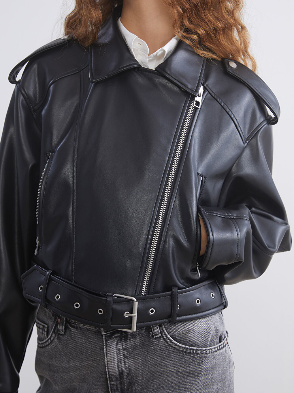 Siyah Biker Yaka Crop Kadın Deri Görünümlü Ceket-2