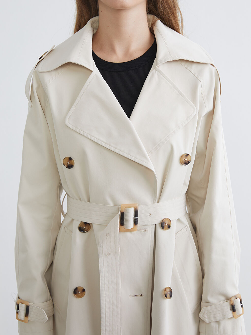 Ekru Kruvaze Yaka Kadın Trençkot-2