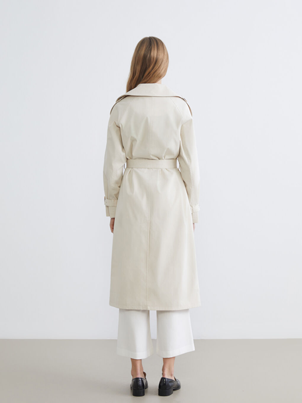 Ekru Kruvaze Yaka Kadın Trençkot-4