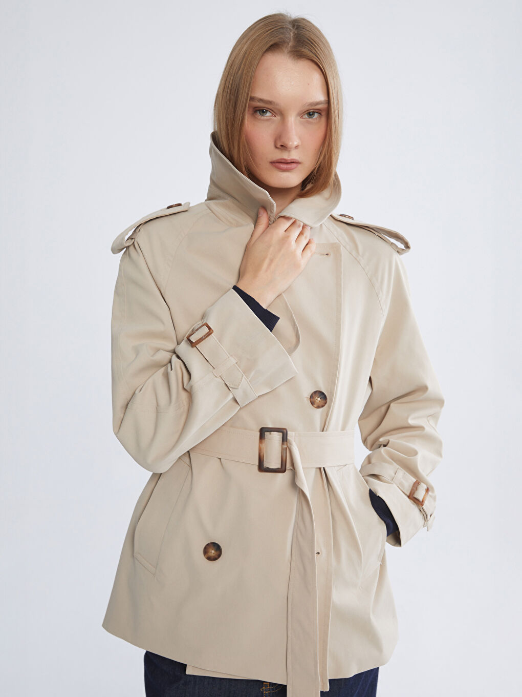 Bej Gömlek Yaka Oversize Kadın Trençkot