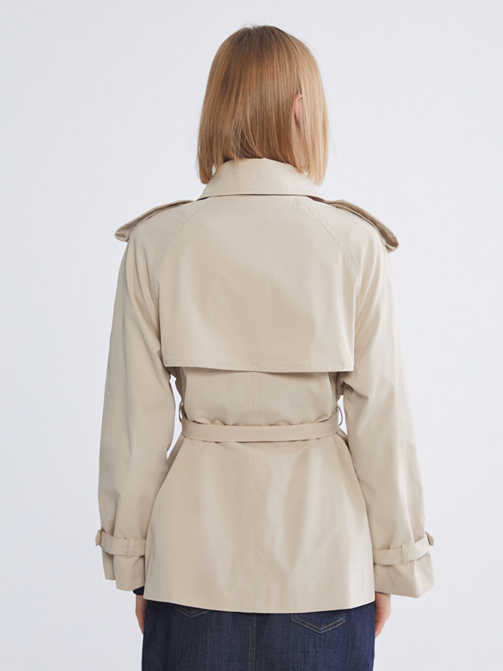 Bej Gömlek Yaka Oversize Kadın Trençkot-4