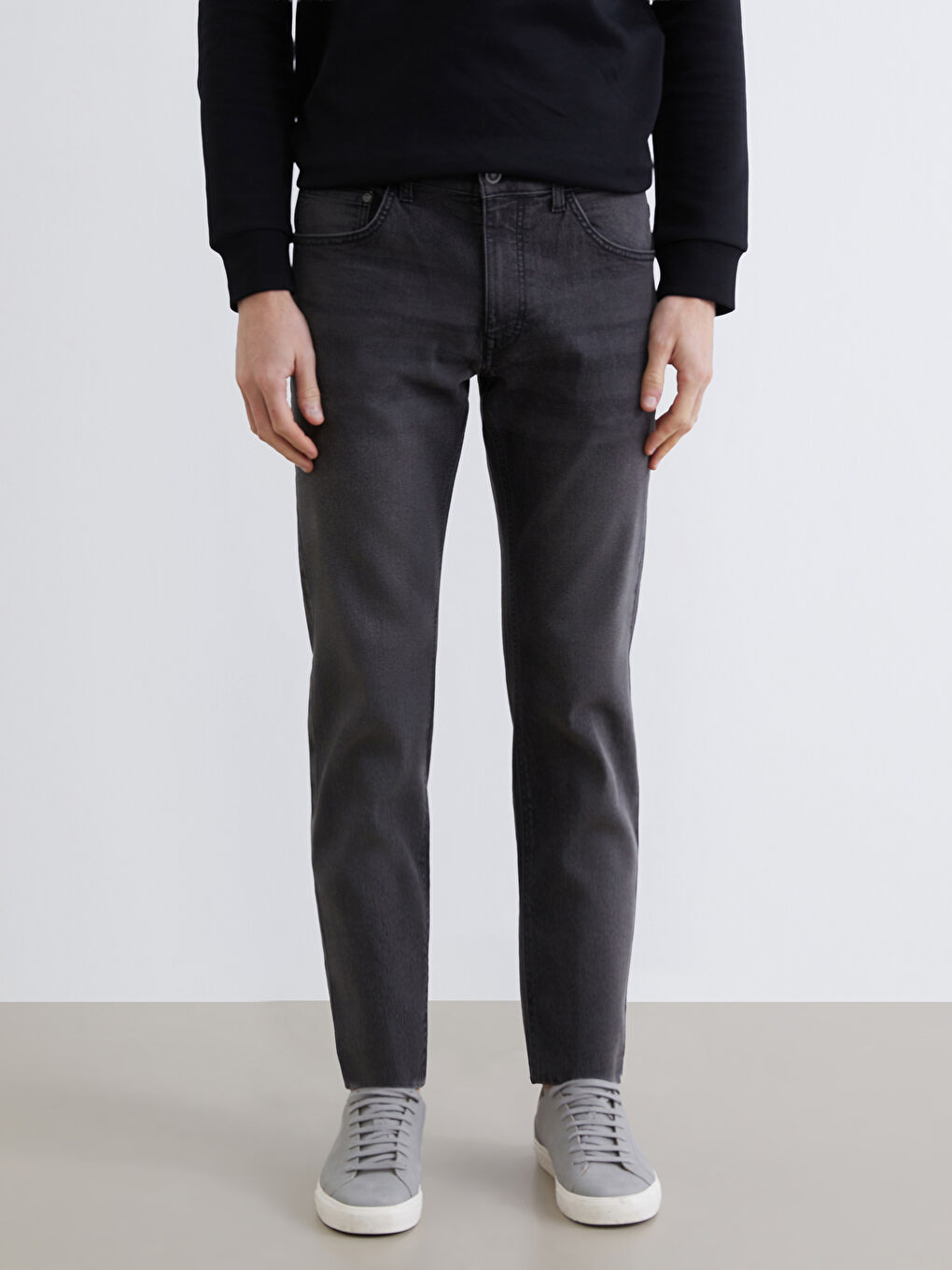 750 Slim Fit Men's Jeans-1