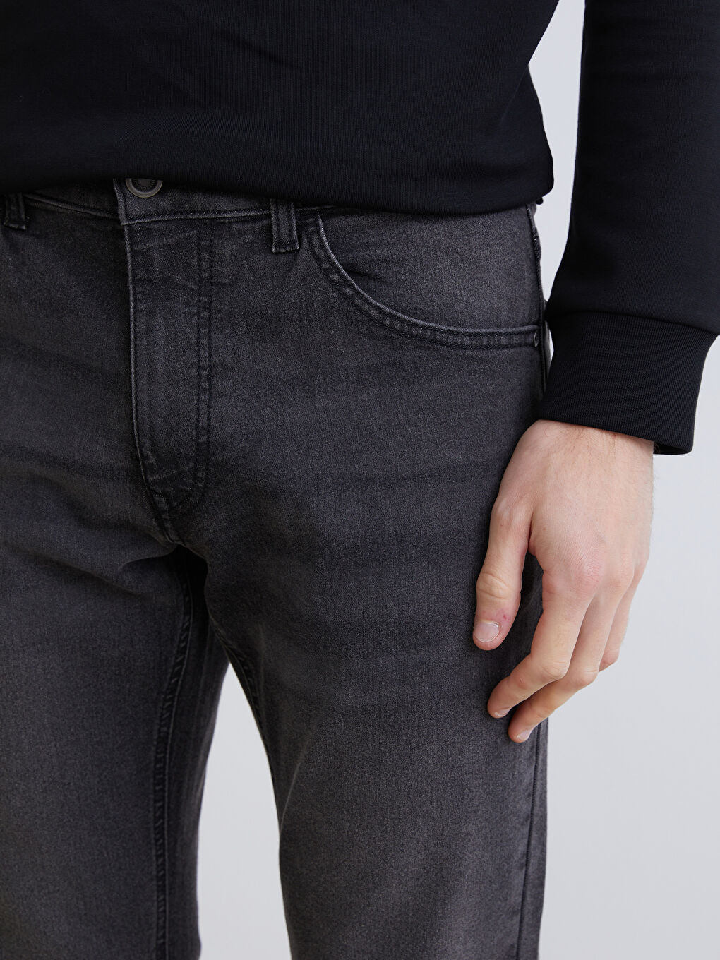 750 Slim Fit Men's Jeans-2