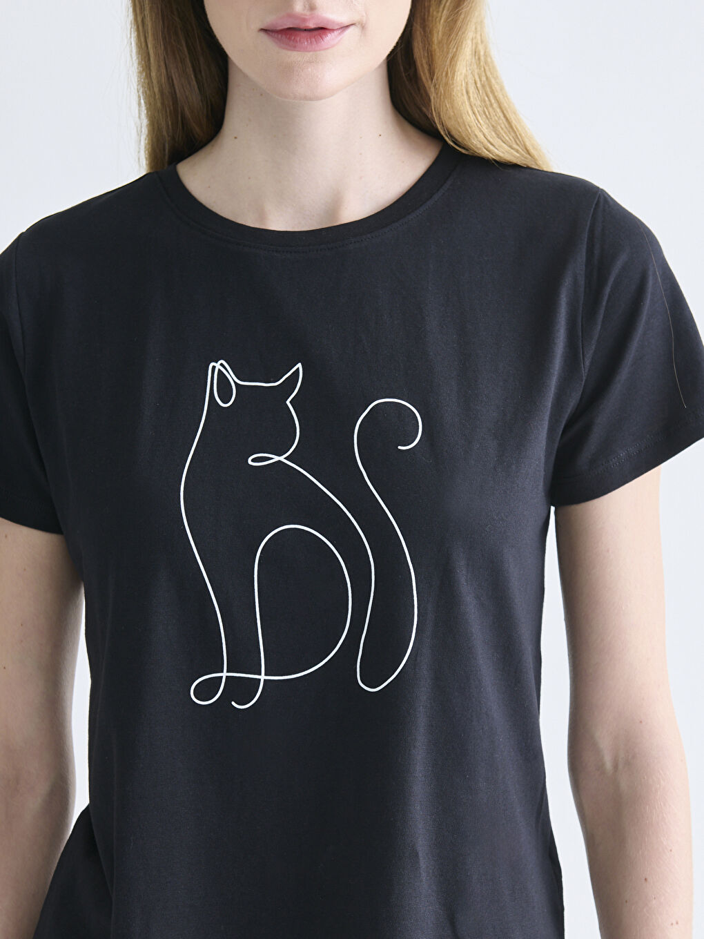 Әйелдер қара Футболка-2