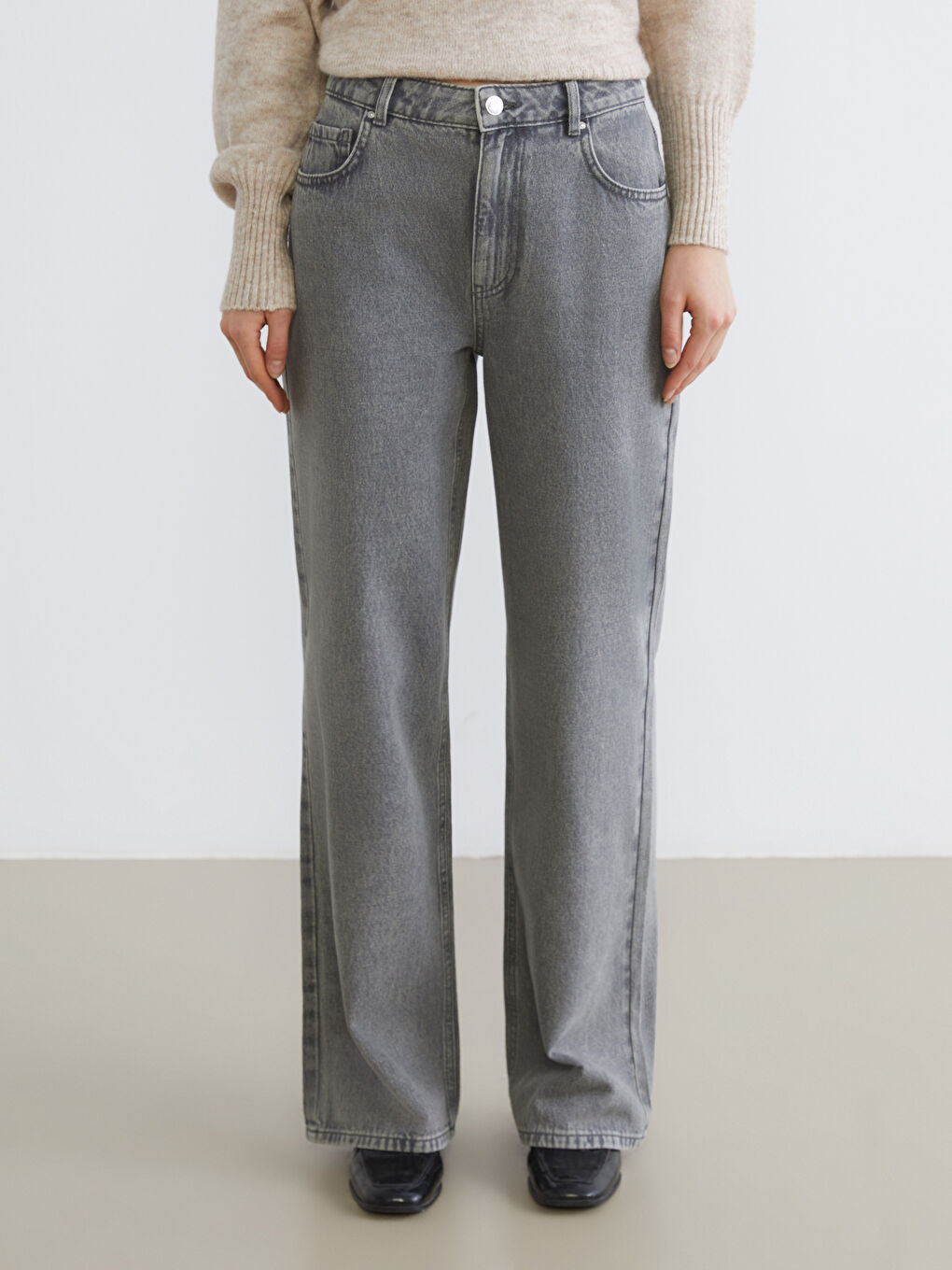 ქალების ფართო შარვალი ჯინსი-1