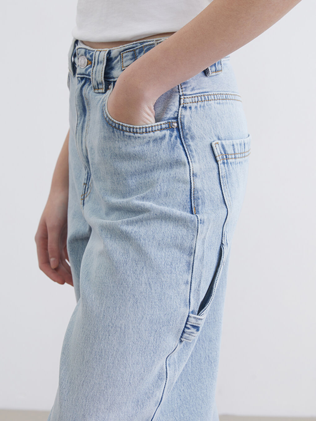 Women's Baggy Fit Jeans-1