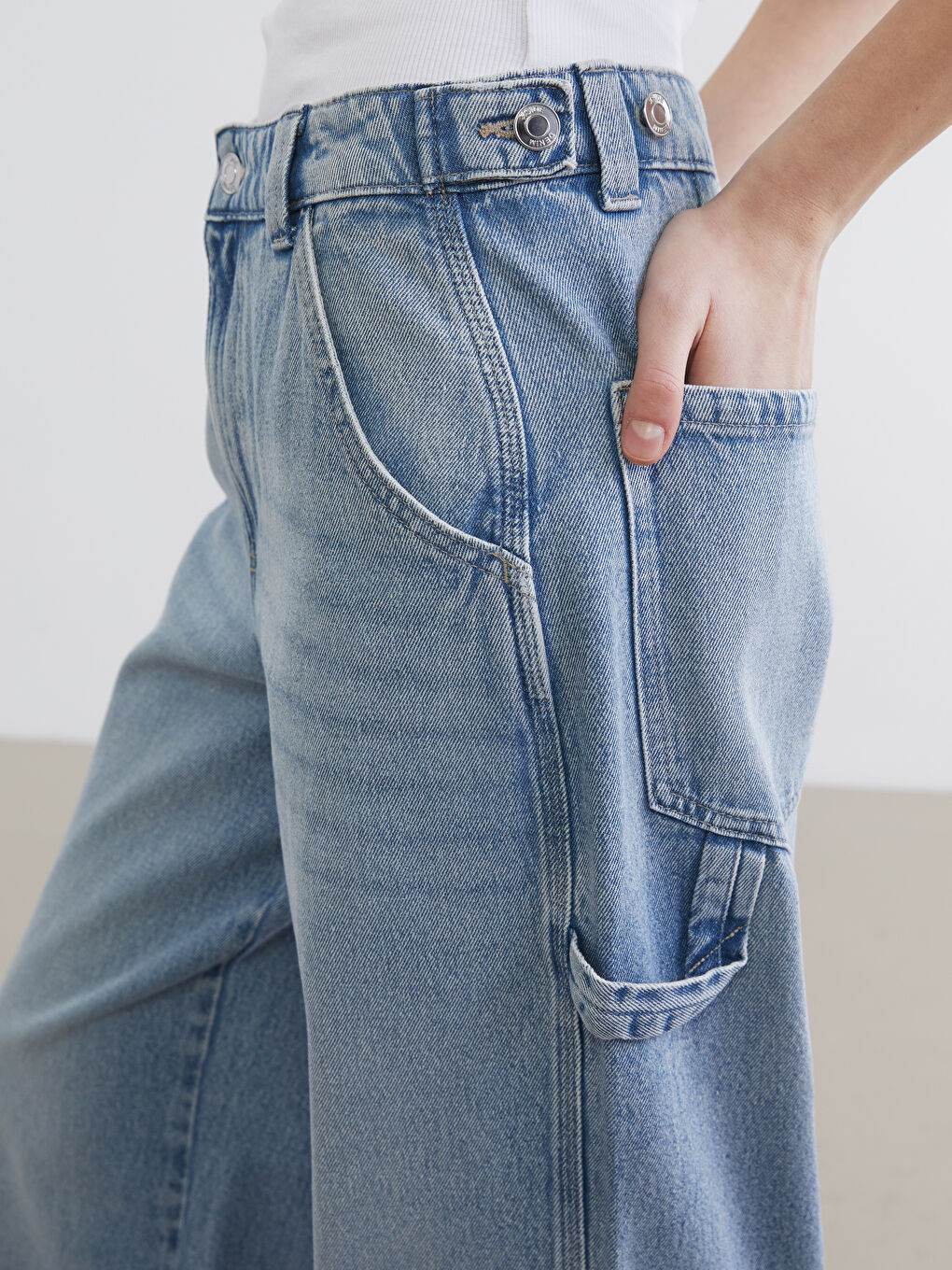 Women's Baggy Fit Jeans-2