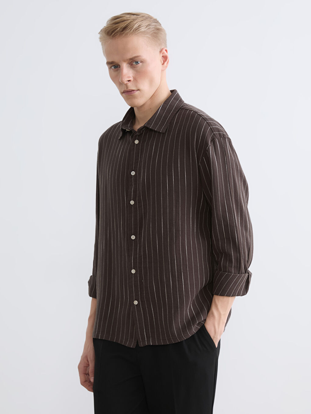 Kahverengi Regular Fit Çizgili Erkek Müslin Gömlek