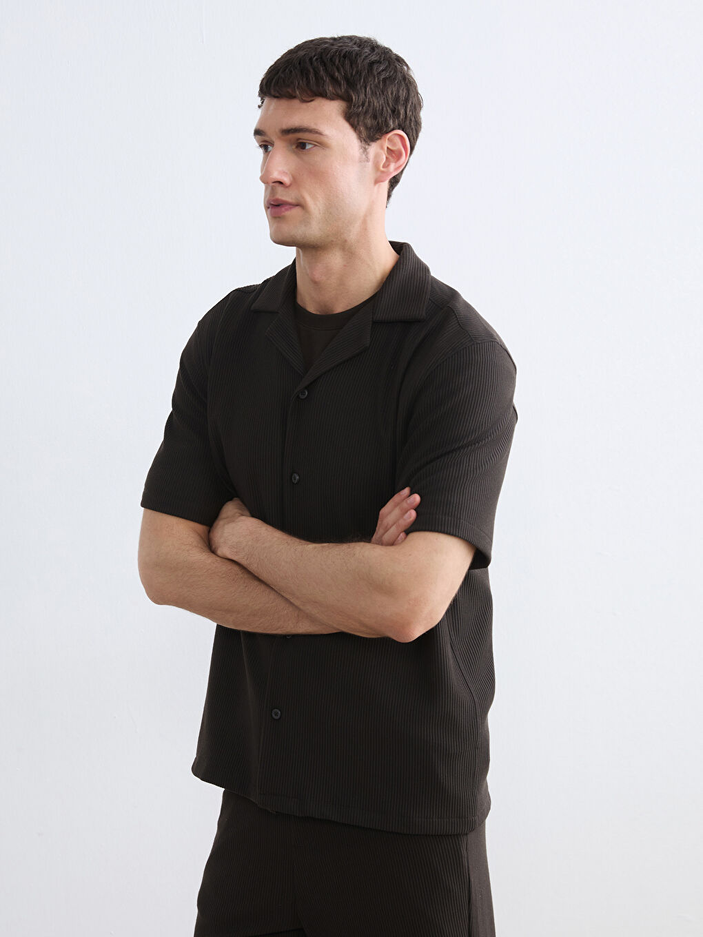 Kahverengi Regular Fit Resort Yaka Erkek Gömlek