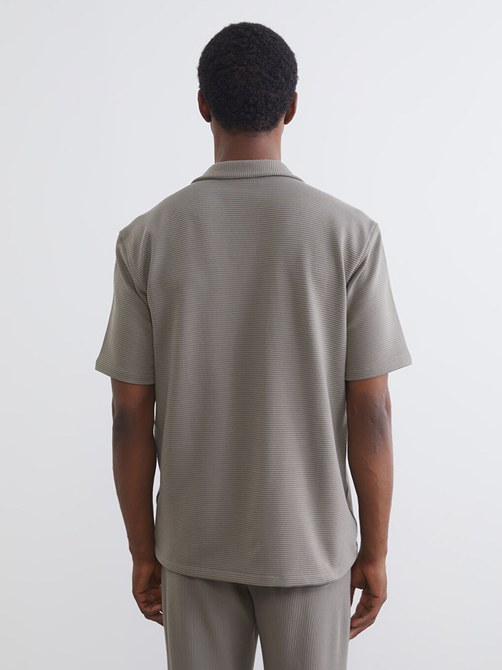 Yeşil Regular Fit Resort Yaka Erkek Gömlek-3