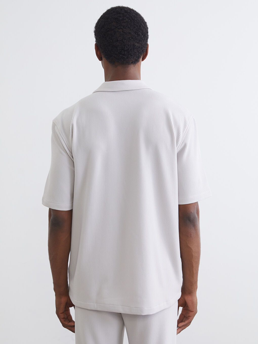 Bej Regular Fit Resort Yaka Erkek Gömlek-3